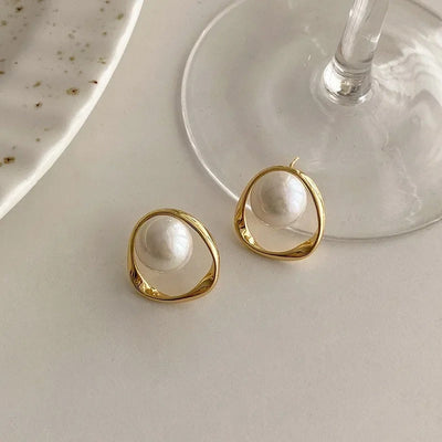 Emma™ | Classic Pearl Vintage Earrings