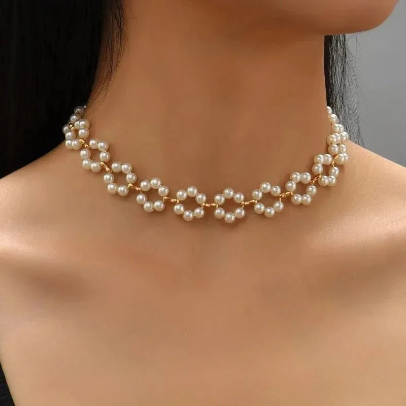 Floral Daisy Pearl Choker Necklace