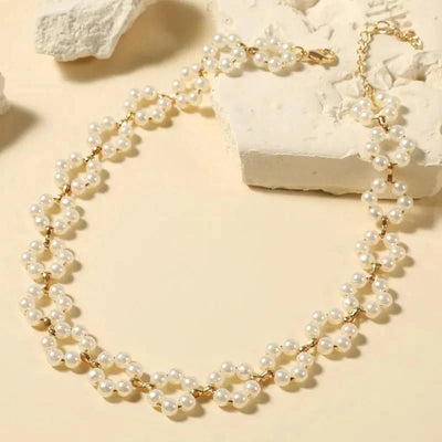 Floral Daisy Pearl Choker Necklace