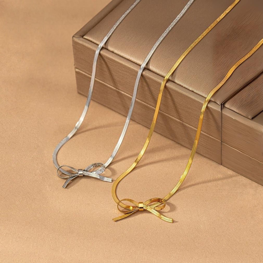 Delicate Bow Necklace for a Romantic Touch