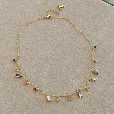 Elegant Choker Necklace Adorned with Delicate Scattered Crystals