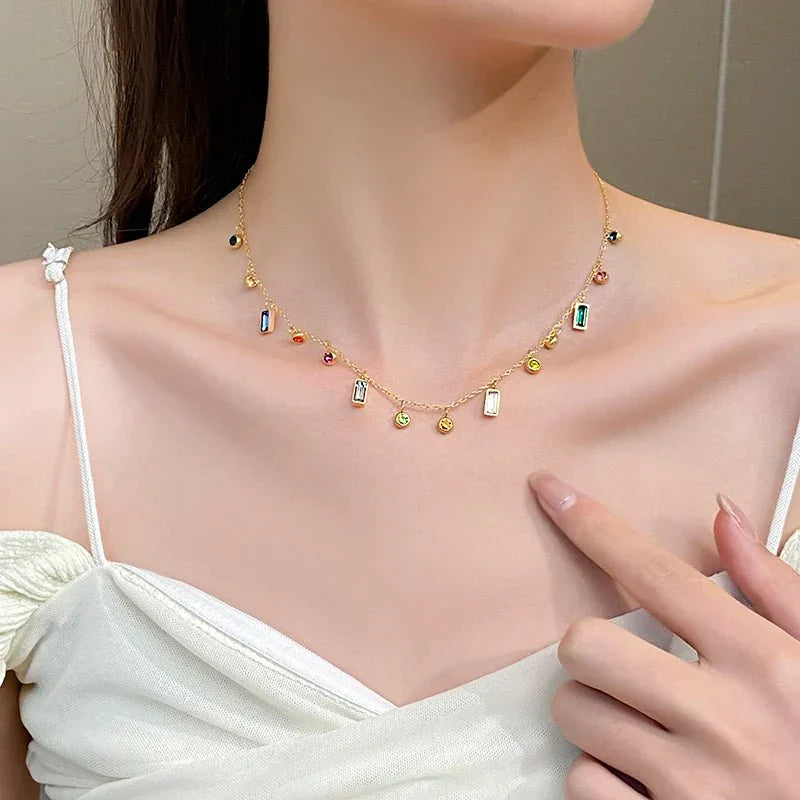 Elegant Choker Necklace Adorned with Delicate Scattered Crystals