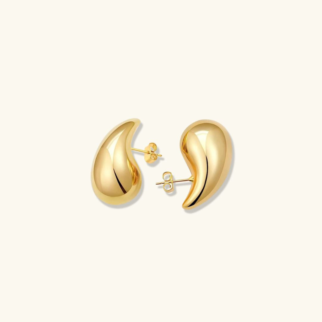 Sandra Teardrop Earrings | Crafted in 18k Gold
