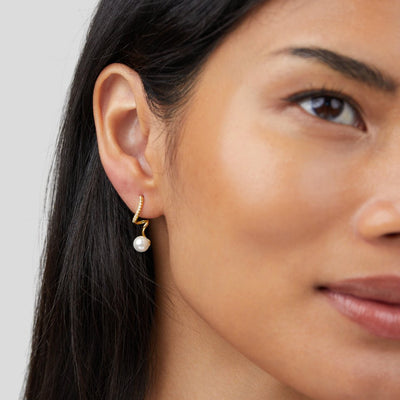 Elora Tam Pearl Wave Earrings