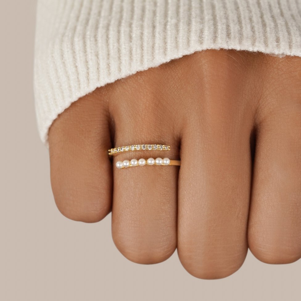 Vanessa | Pearl & Crystal 'Wrap Me' Ring